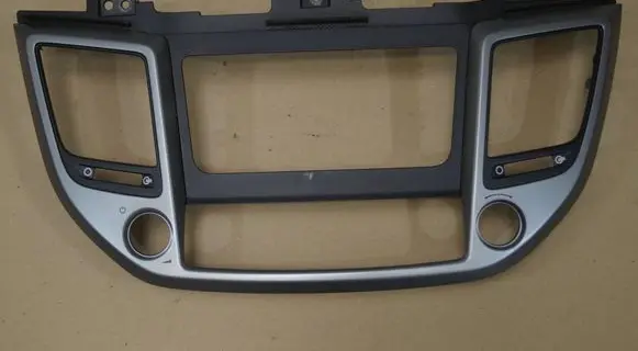 Hyundai Tucson TL Dash center air vent grill 84740D7200
