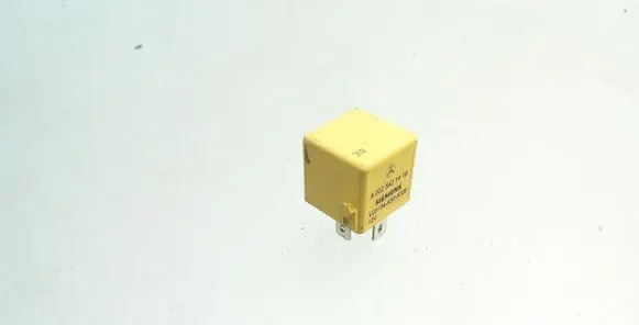 Mercedes-Benz ML W163 Other relay A0025421419