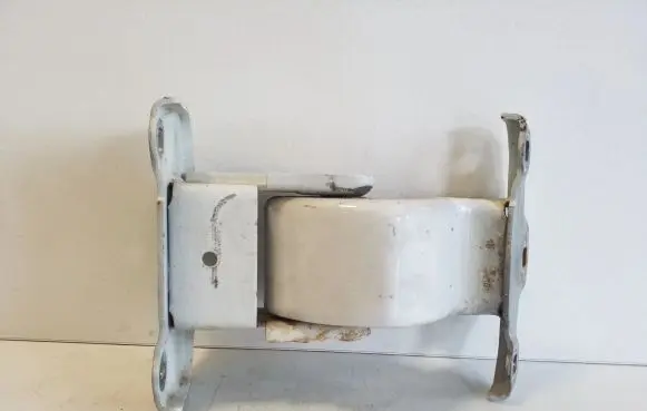 Renault Trafic III (X82) Loading door lower hinge 