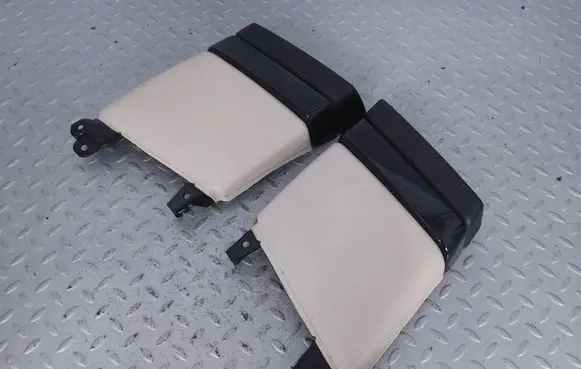 BMW 5 GT F07 (B) pillar trim (top) 1751600 1751601