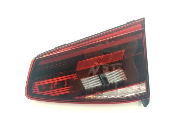 Volkswagen PASSAT B8 Rear/tail lights 3G9945094F