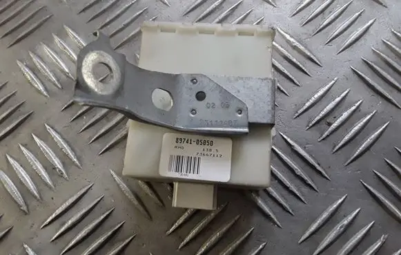 Toyota Avensis T250 Door control unit/module 8974105050 73667112