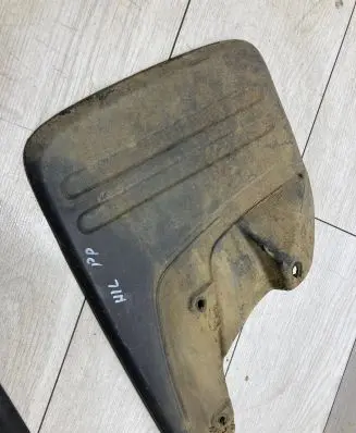 Toyota Hilux (AN10, AN20, AN30) Front mudguard 76621-0k060