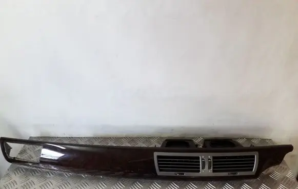 BMW 7 E65 E66 Dash center air vent grill 82235990