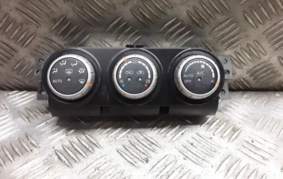 Nissan X-Trail T31 Climate control unit 27500J0700