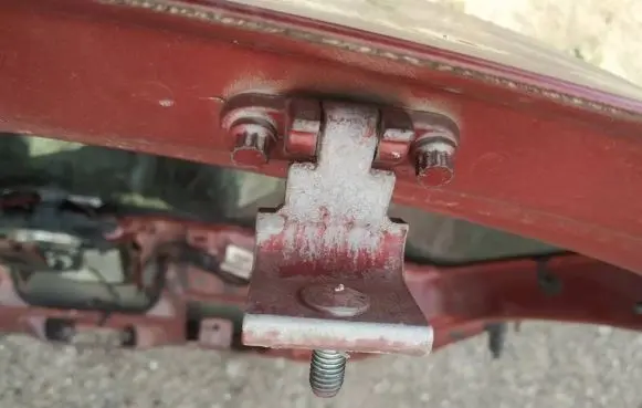 Seat Leon (1P) Tailgate/trunk/boot hinge