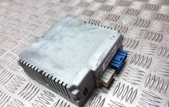 BMW 7 E65 E66 Video control module 6933866