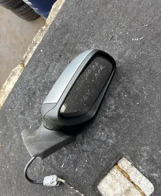 Ford Mondeo Mk III Front door electric wing mirror 024236 014236