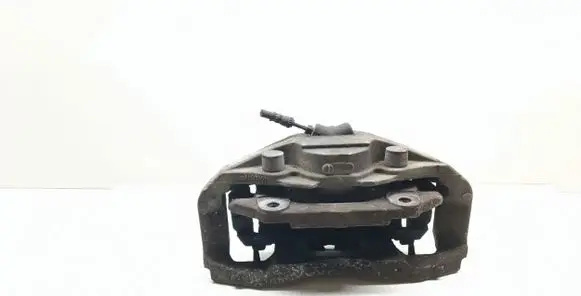 BMW 5 GT F07 Front brake caliper