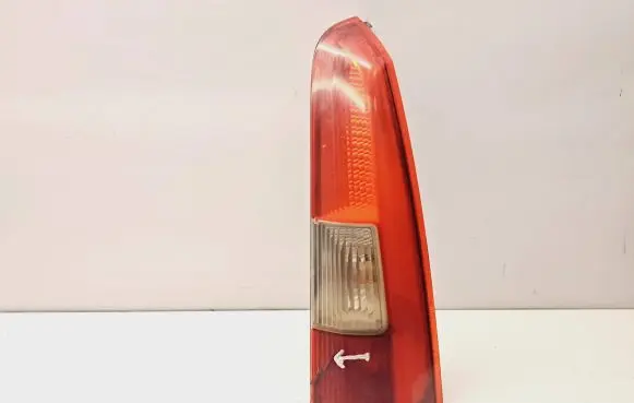 Volvo V70 Rear/tail lights 9154494