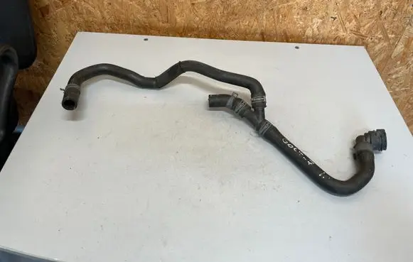 Volkswagen Golf VII Engine coolant pipe/hose 5Q0122291AJ