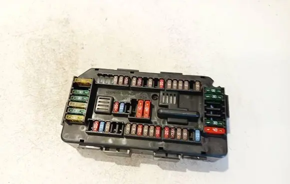 BMW 3 F30 F35 F31 Fuse box set 933787901 6114v7
