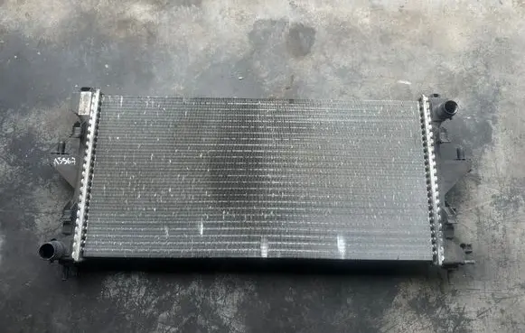 Citroen Jumper Coolant radiator 1361274080 V5122003 0000307