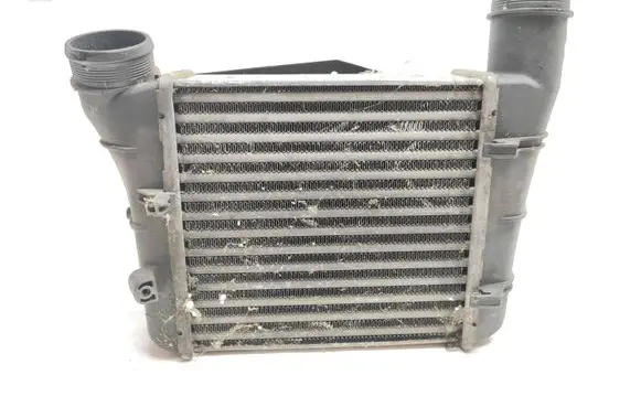 Audi A4 S4 B7 8E 8H Intercooler radiator 8E0145805S 3058625 1104071356
