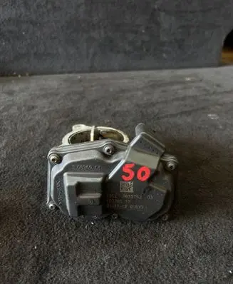 BMW 5 F10 F11 Throttle valve 7810752 10378517
