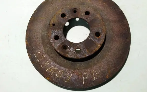 Mazda 6 Front brake disc ventilated