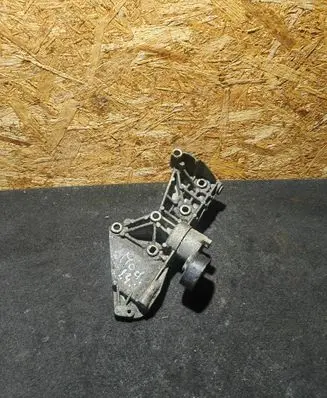 Renault Modus A/C compressor mount bracket 
