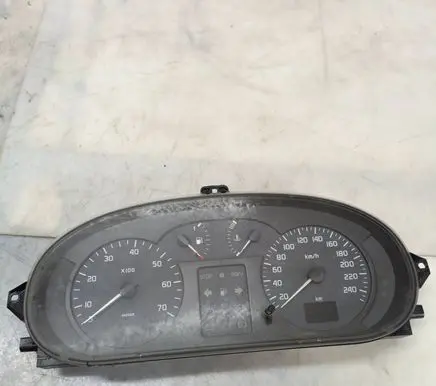 Renault Scenic I Speedometer (instrument cluster) 8200071820 09043080026 501020710000