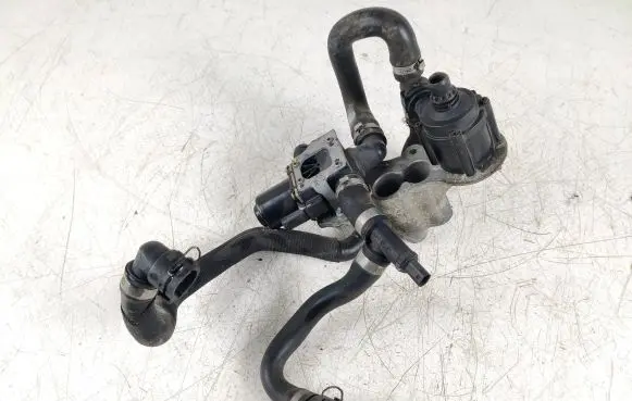 BMW 5 F10 F11 Electric auxiliary coolant/water pump 8511748 8514464 8577062