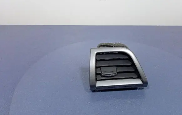 Ford Mondeo MK I Dashboard side air vent grill/cover trim DS73-F018B09-B