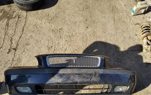 Volvo V70 Front bumper