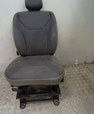Opel Vivaro Front passenger seat