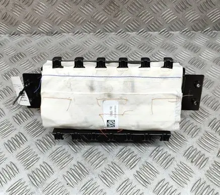 Tesla Model Y Passenger airbag 1077824CNF