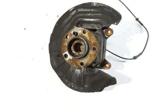 BMW X3 F25 Front wheel hub