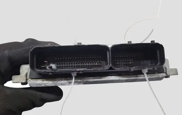 Opel Zafira A Engine control unit/module 0281010268 24417169