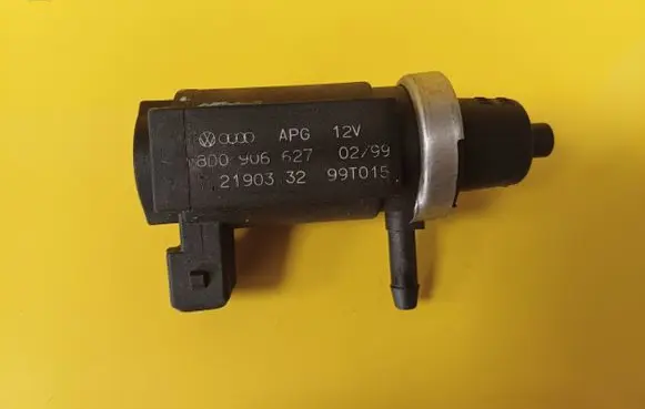 Audi A4 S4 B5 8D Turbo solenoid valve 8D0906627 72190332