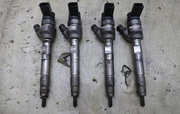 Mini Cooper Countryman R60 Fuel injectors set 8515060