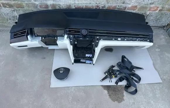Volkswagen PASSAT B8 Dashboard