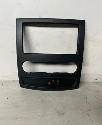 Mercedes-Benz Sprinter W906 Radio/GPS head unit trim A9066800017