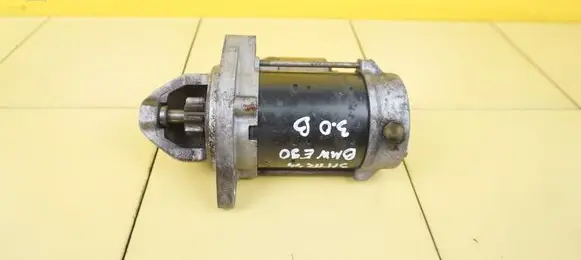 BMW 3 E90 E91 Starter motor 7521116 3HTR44 7521122