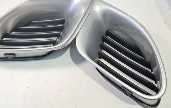 Porsche Boxster 986 Quarter panel pressure vent 98650456200