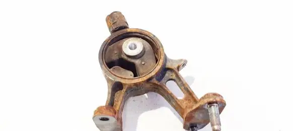 Toyota Avensis T270 Engine mount bracket av91687 av-91687