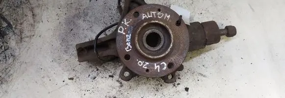 Citroen C4 I Front wheel hub