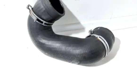 Volkswagen Multivan T4 Intercooler hose/pipe 701145832