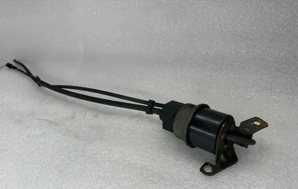 Mitsubishi Eclipse (D21A/D22A/D27A) Idle control valve (regulator) 