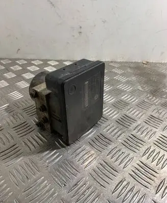 Volkswagen Golf V ABS Pump 1K0907379K 1K0614517H