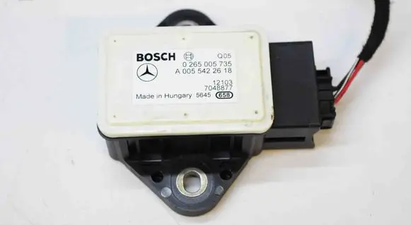Mercedes-Benz E W212 Acceleration sensor 0265005735 A0055422618