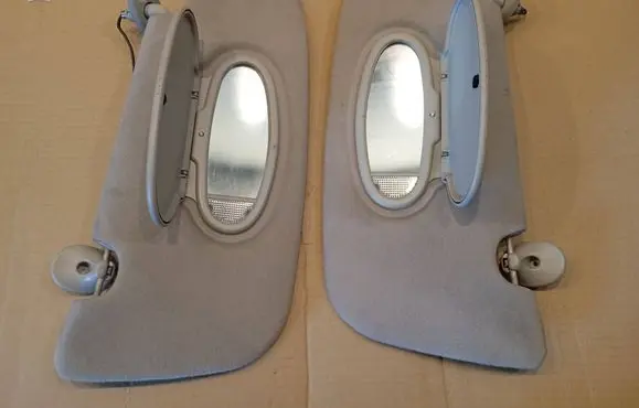 Chrysler PT Cruiser Sun visor 