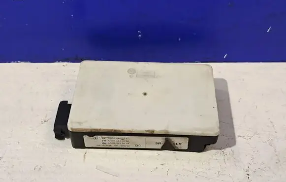 Mercedes-Benz E W212 Blind spot module A0035400517 A0004420656