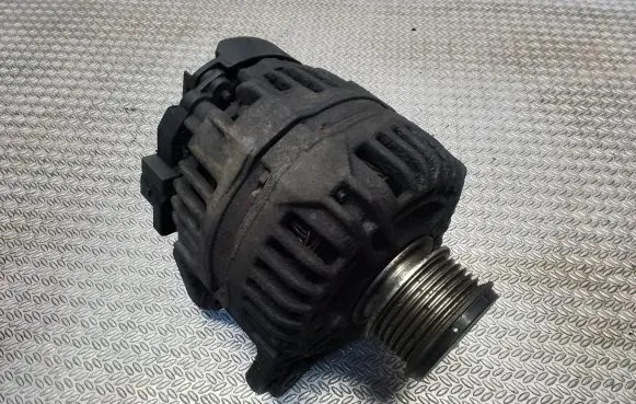 Volkswagen Crafter Generator/alternator 06F903023D 0124325130 110A