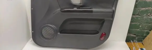 KIA Sorento Front door card panel trim 823023E01581 20071017 102WW502W508