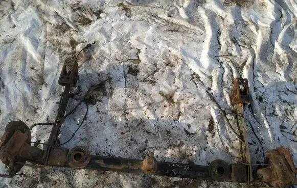 Chrysler PT Cruiser Rear subframe 