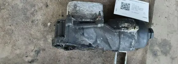 Ford Focus Oil filter mounting bracket