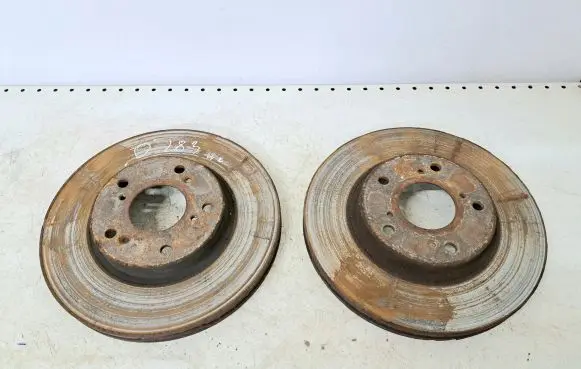 Honda FR-V Front brake disc