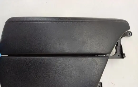 BMW 5 F10 F11 Armrest 9216890 5753666 550228103007380