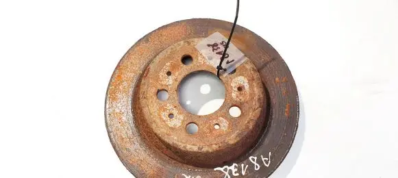 Volvo V70 Rear brake disc neventiliuojamas